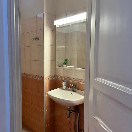 公寓 Two-room Next To The Square 拉赫蒂